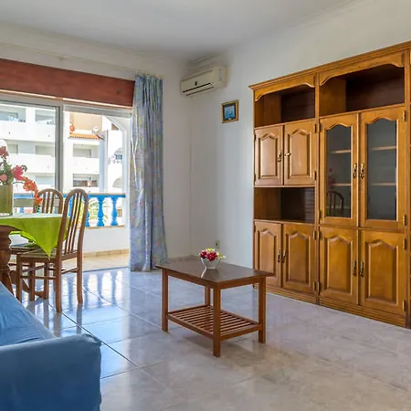 Aparthotel Cantinho Do Mar 4*