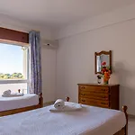 Cantinho Do Mar Aparthotel 4*
