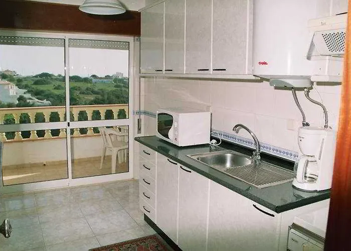 Cantinho Do Mar 아파트호텔 4*